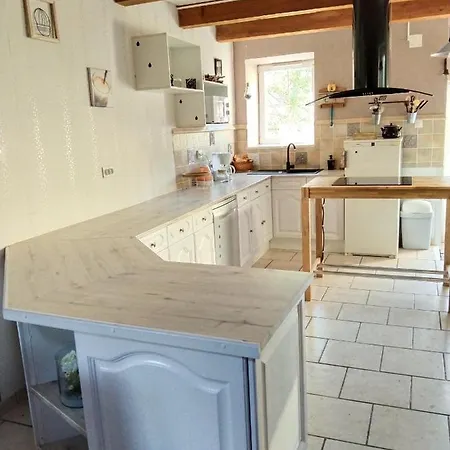 Au Groseillier Holiday home *