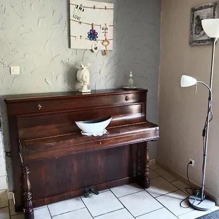 Au Groseillier Holiday home Laveline-du-Houx